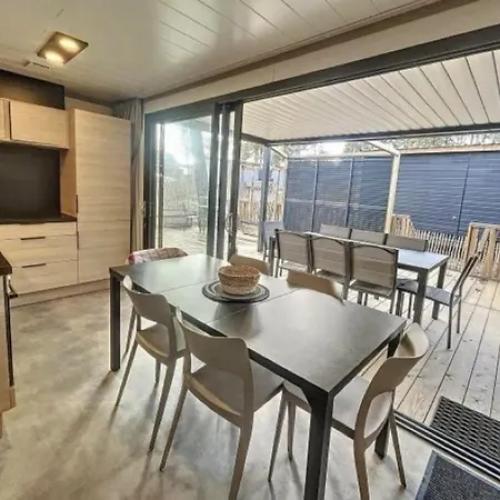 Le De Laura 6 Pers *